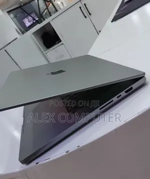 New Laptop Apple MacBook Pro 2021 M1 Max 64GB Apple M1 Max SSD 1T