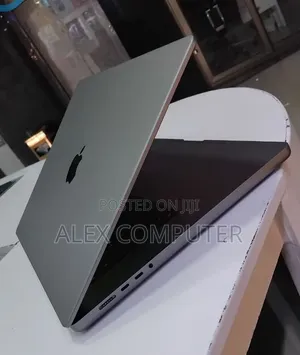 New Laptop Apple MacBook Pro 2021 M1 Max 64GB Apple M1 Max SSD 1T