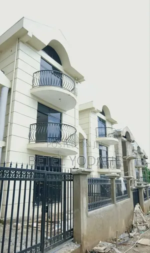 2bdrm Apartment in Jacros, Bole for sale