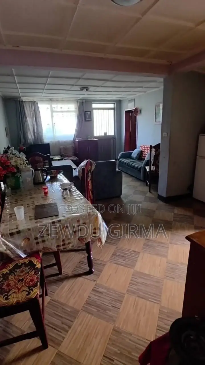 3bdrm House in Nifas Silk-Lafto for sale