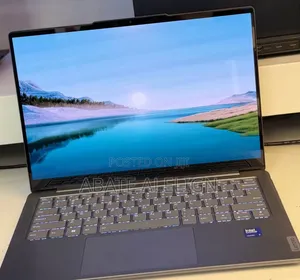 New Laptop Lenovo Yoga 7i 16GB Intel Core Ultra 7 SSD 512GB
