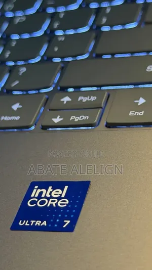 New Laptop Lenovo Yoga 7i 16GB Intel Core Ultra 7 SSD 512GB