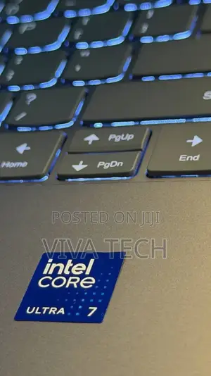 New Laptop Lenovo Yoga 7i 16GB Intel Core Ultra 7 SSD 512GB