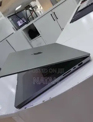 New Laptop Apple MacBook Pro 2021 M1 Max 64GB Apple M1 Max SSD 1T