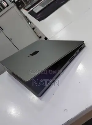New Laptop Apple MacBook Pro 2021 M1 32GB Apple M1 Pro SSD 512GB