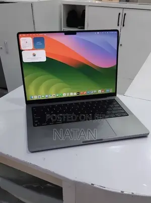 New Laptop Apple MacBook Pro 2021 M1 32GB Apple M1 Pro SSD 512GB