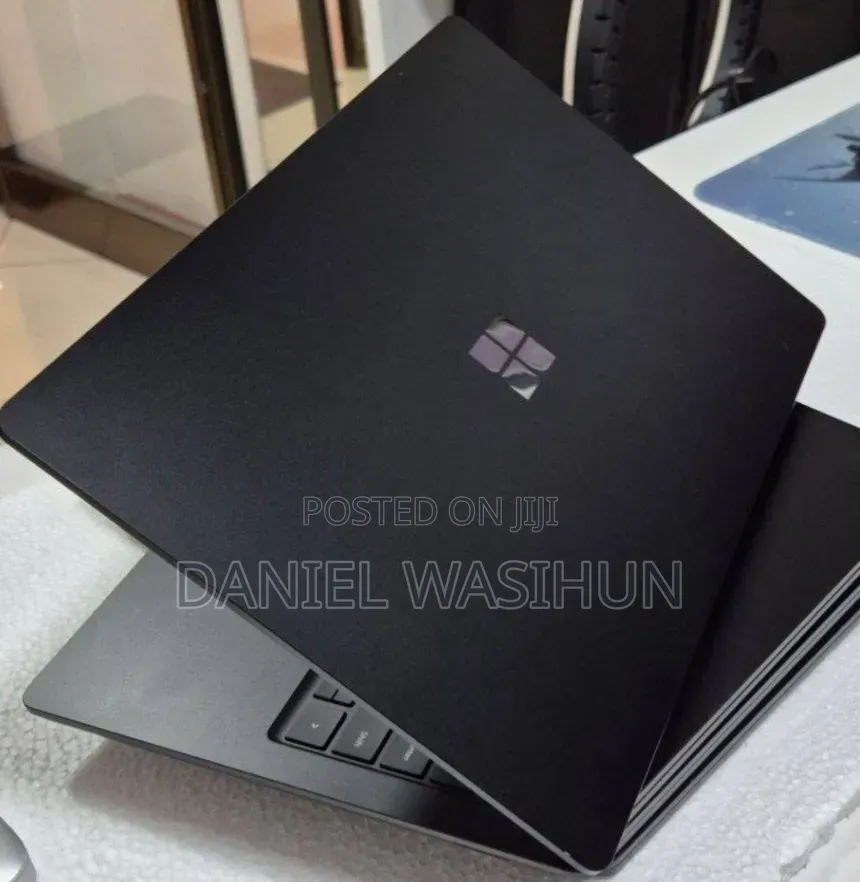 New Laptop Microsoft Surface 3 16GB Intel Core i5 SSD 256GB