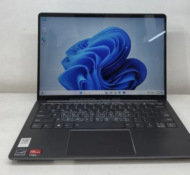 New Laptop Lenovo Ideapad 3 16GB AMD Ryzen 5 SSD 512GB