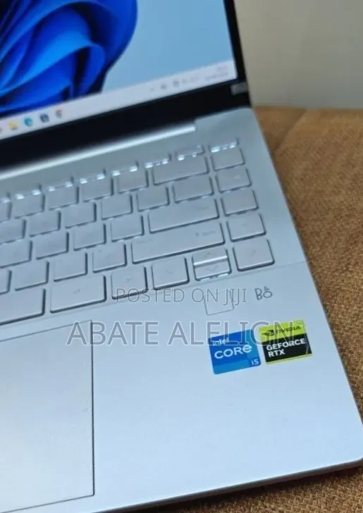 New Laptop HP Pavilion 14 16GB Intel Core i5 SSD 512GB