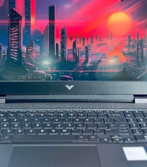 New Laptop HP Victus 16 16GB Intel Core i7 SSD 512GB