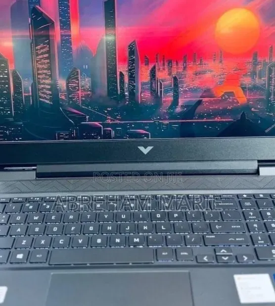 New Laptop HP Victus 16 16GB Intel Core i7 SSD 512GB
