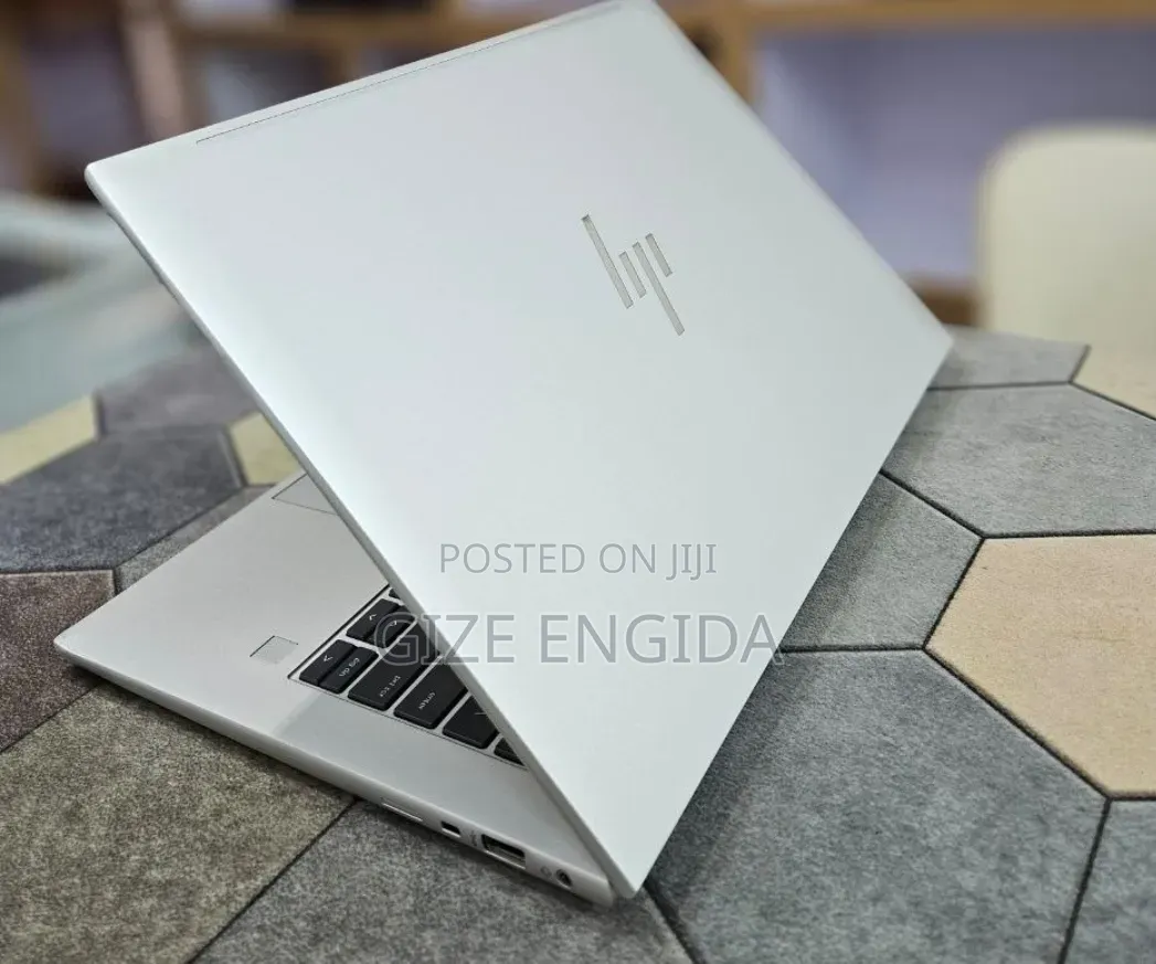 New Laptop HP EliteBook 840 G9 16GB Intel Core i7 SSD 512GB