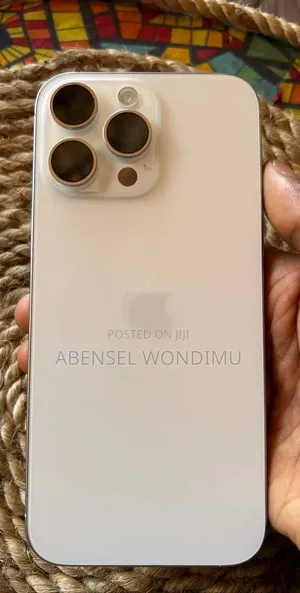 Apple iPhone 16 Pro Max 256 GB White