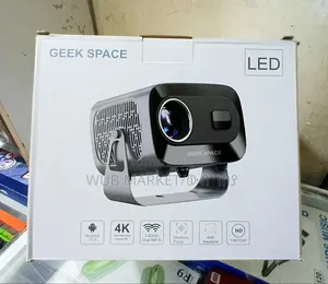🔥🎬 Geek Space Smart Projector 🔥🎬 4k ስማርት ፕሮጀክተር ከሪሲቨር ጋር የሚገናኝ