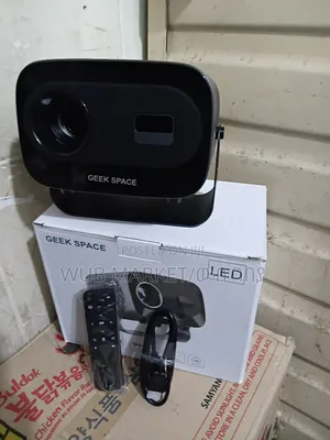 🔥🎬 Geek Space Smart Projector 🔥🎬 4k ስማርት ፕሮጀክተር ከሪሲቨር ጋር የሚገናኝ