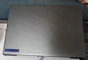 Laptop Asus ROG Zephyrus G16 16GB Intel Core i7 SSD 512GB