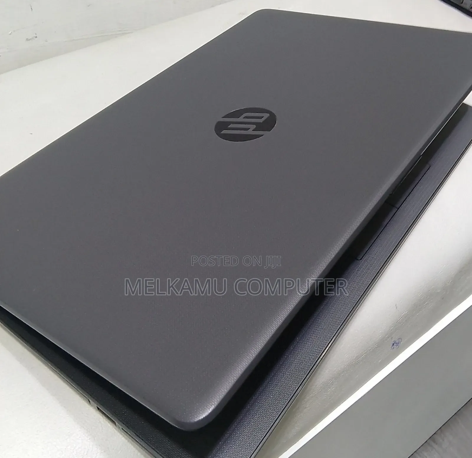 New Laptop HP Stream Notebook 8GB Intel Core i7 HDD 1T