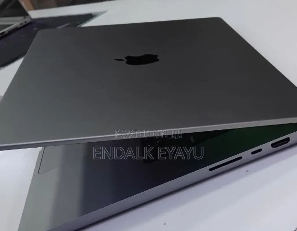 New Laptop Apple MacBook Pro 2021 M1 Max 32GB Apple M1 Max SSD 1T