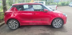 Suzuki Swift 2022 Red