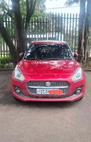 Suzuki Swift 2022 Red