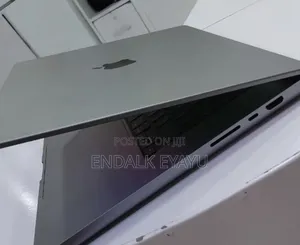 New Laptop Apple MacBook Pro 2021 M1 Max 64GB Apple M1 Max SSD 1T