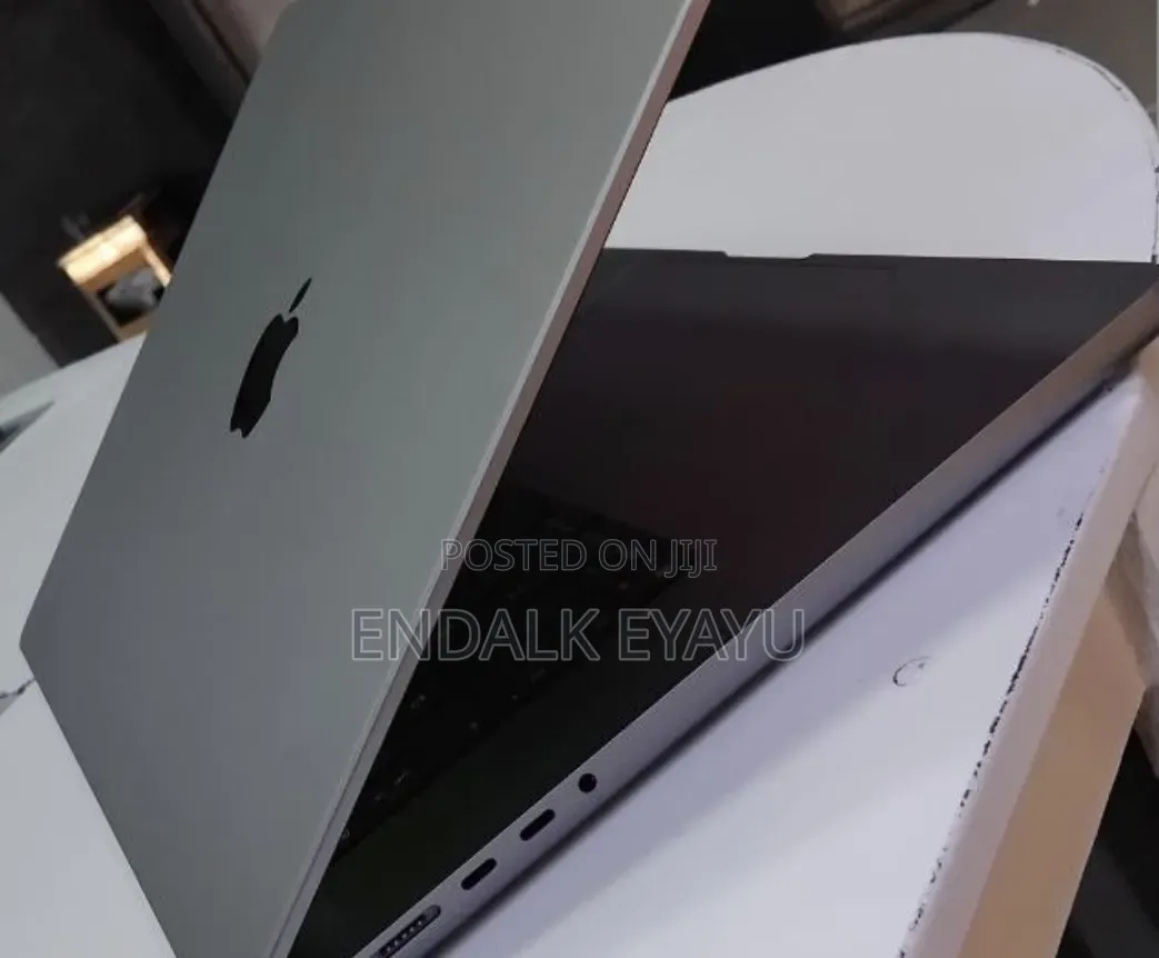 New Laptop Apple MacBook Pro 2021 M1 Max 64GB Apple M1 Max SSD 1T