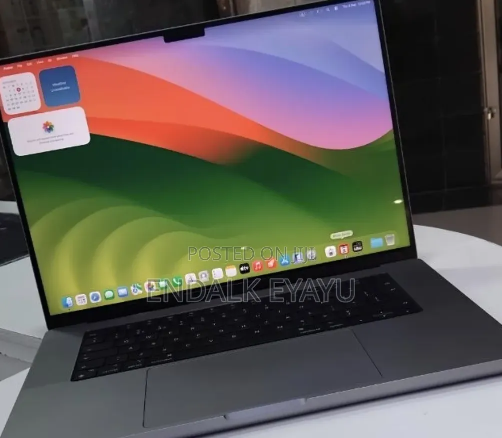 New Laptop Apple MacBook Pro 2021 M1 Max 64GB Apple M1 Max SSD 1T