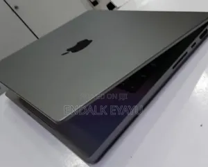 New Laptop Apple MacBook Pro 2021 M1 32GB Apple M1 Pro SSD 512GB