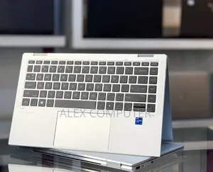 New Laptop HP EliteBook 1040 G8 16GB Intel Core i7 SSD 512GB