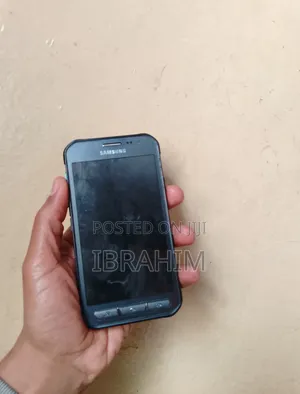 Samsung Galaxy Xcover 3 8 GB Gray