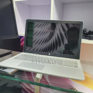 New Laptop HP Pavilion 15 8GB Intel Core i5 HDD+SSD 256GB