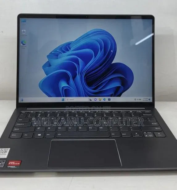 New Laptop Lenovo IdeaPad U400 16GB AMD Ryzen 7 SSD 512GB