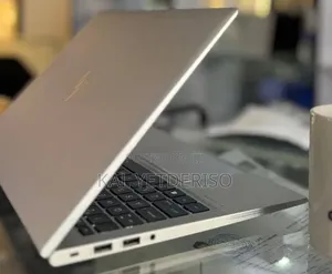 New Laptop HP EliteBook 840 G7 16GB Intel Core i7 SSD 512GB