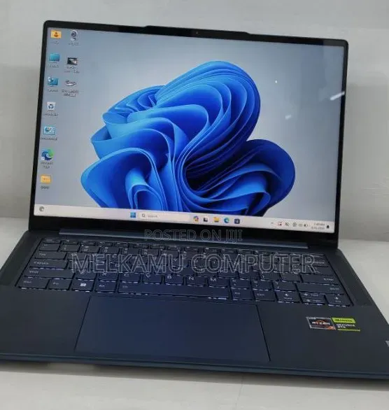 New Laptop Lenovo Yoga 7i 16GB AMD Ryzen 7 SSD 512GB