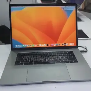 New Laptop Apple MacBook Pro 2017 16GB Intel Core i7 SSD 512GB