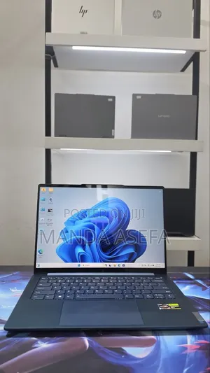 New Laptop Lenovo 16GB AMD Ryzen 7 SSD 512GB