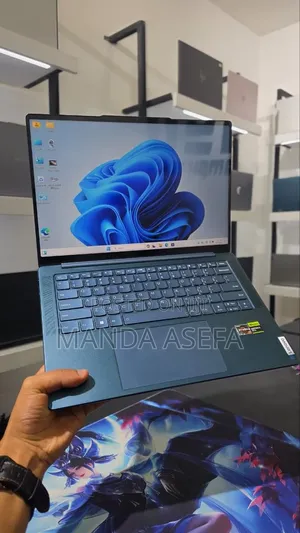 New Laptop Lenovo 16GB AMD Ryzen 7 SSD 512GB