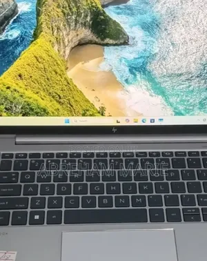New Laptop HP ZBook 14 16GB Intel Core i7 SSD 512GB