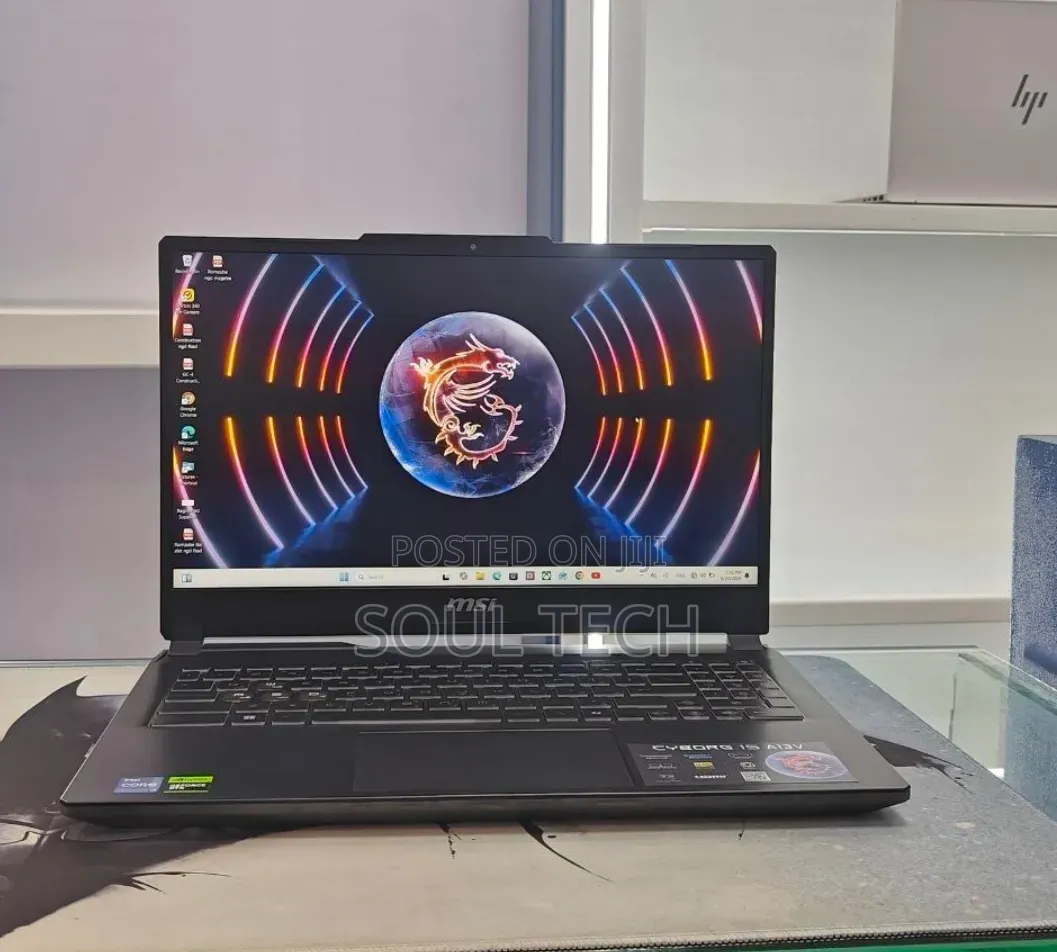 New Laptop MSI Cyborg 15 16GB Intel Core i7 SSD 1T
