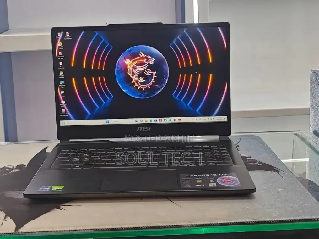 New Laptop MSI Cyborg 15 16GB Intel Core i7 SSD 1T