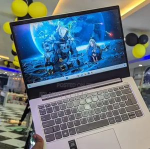 New Laptop Lenovo 8GB AMD Ryzen 3 SSD 256GB