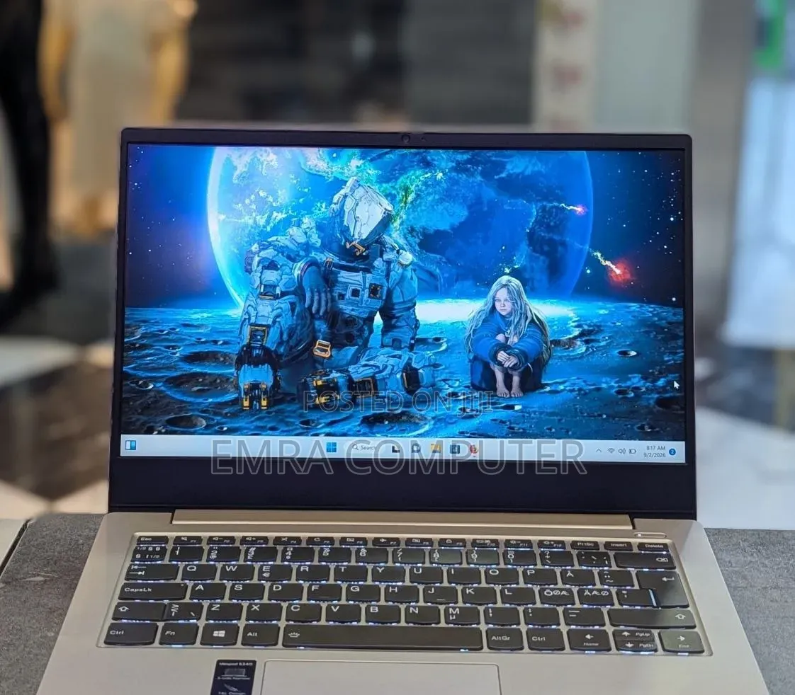 New Laptop Lenovo 8GB AMD Ryzen 3 SSD 256GB