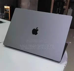 New Laptop Apple MacBook Pro 32GB Apple M1 Max SSD 1T