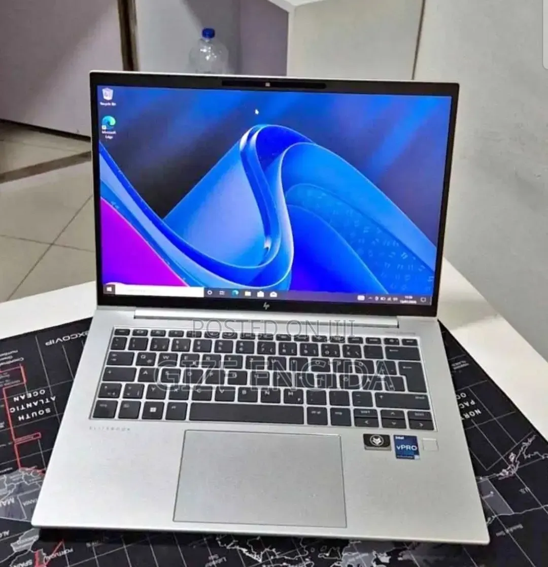 New Laptop HP EliteBook 830 G9 16GB Intel Core i5 SSD 512GB