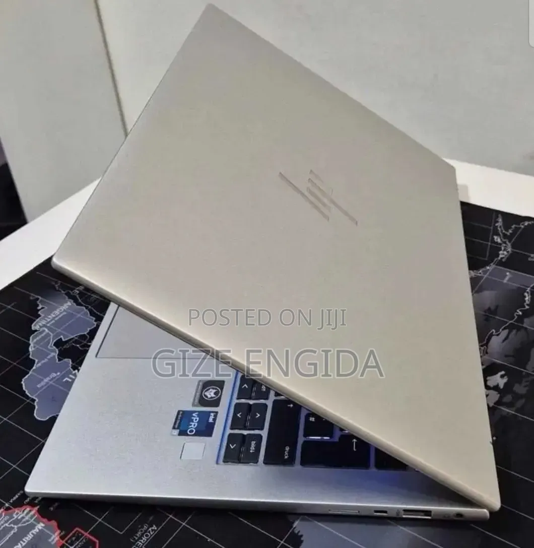 New Laptop HP EliteBook 830 G9 16GB Intel Core i5 SSD 512GB