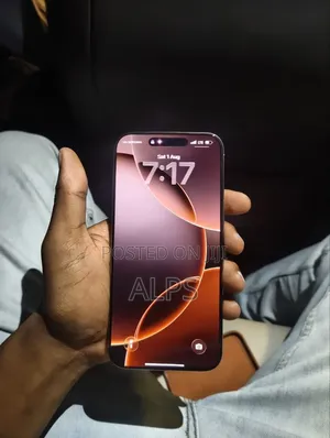 Apple iPhone 16 Pro Max 256 GB Silver