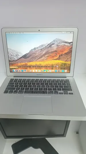 New Laptop Apple MacBook Air 2017 8GB Intel Core i5 SSD 128GB