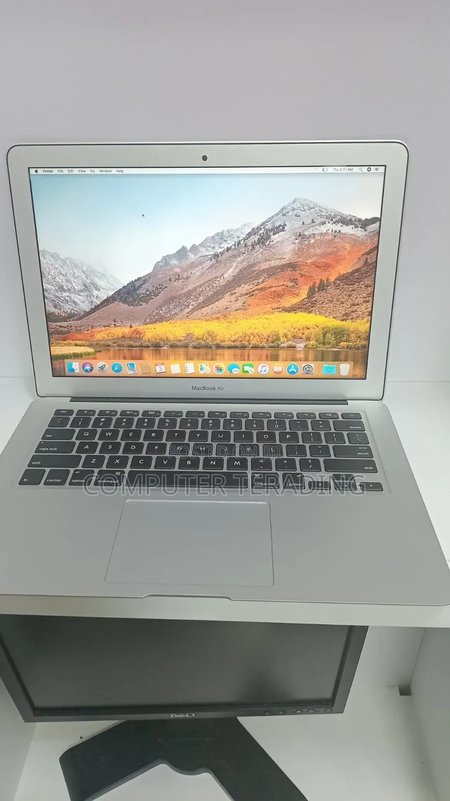 New Laptop Apple MacBook Air 2017 8GB Intel Core i5 SSD 128GB