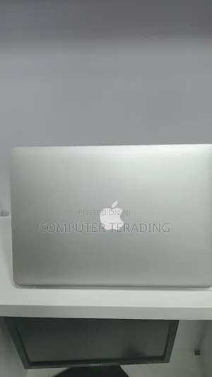 New Laptop Apple MacBook Air 2017 8GB Intel Core i5 SSD 128GB