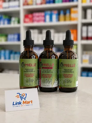 Mielle Rosemary Mint Scalp & Hair Strengthening Oil
